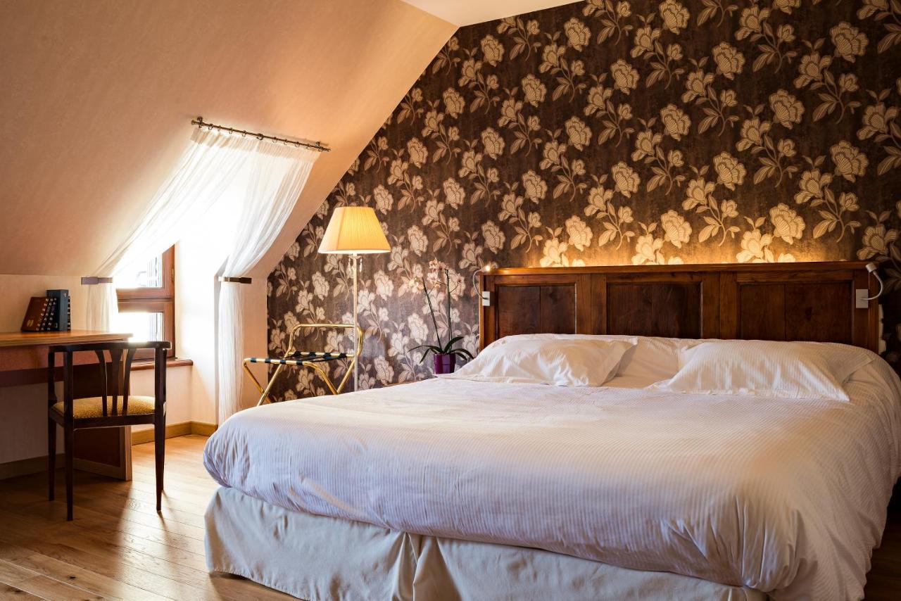 Hotel Regis Лайоль Экстерьер фото