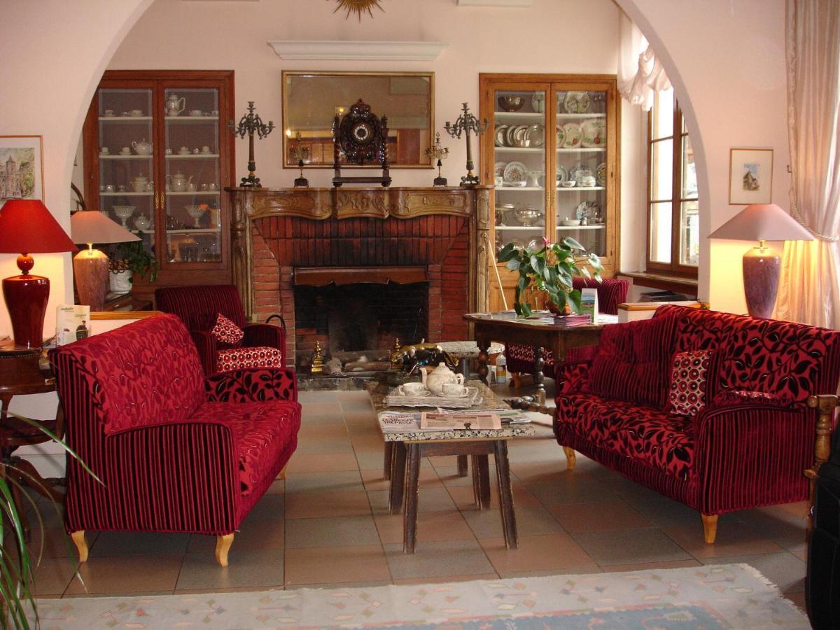 Hotel Regis Лайоль Экстерьер фото